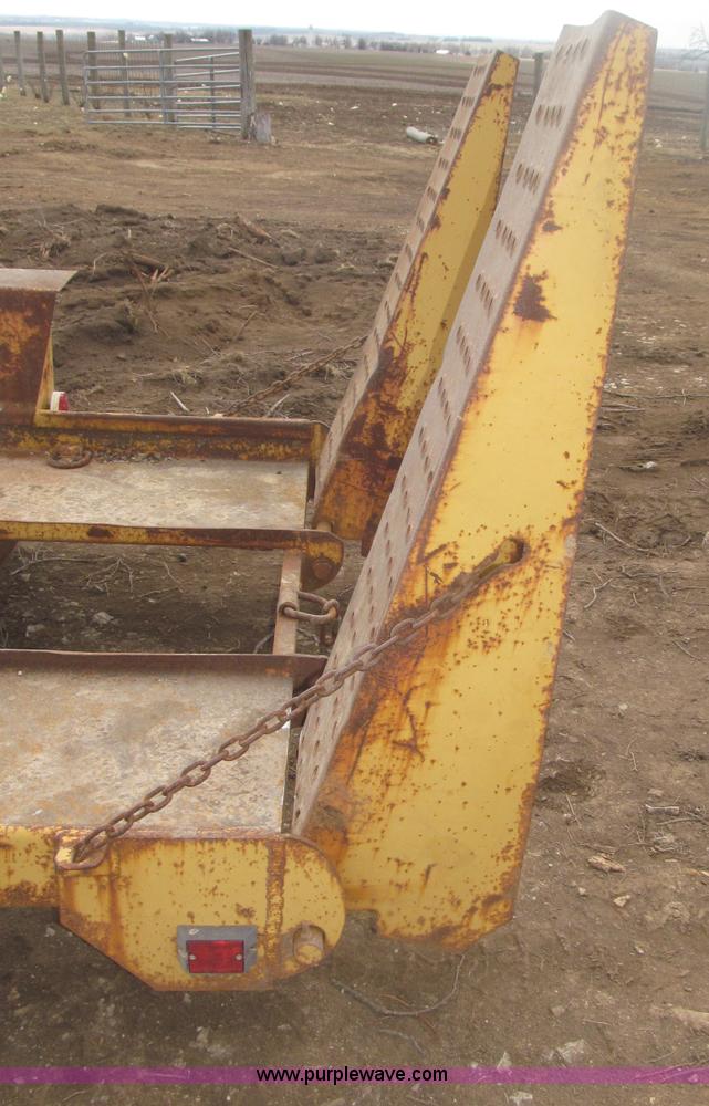 image for item B5415 1993 Belshe BC-2 tandem axle trailer