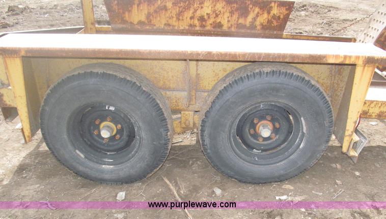 image for item B5415 1993 Belshe BC-2 tandem axle trailer