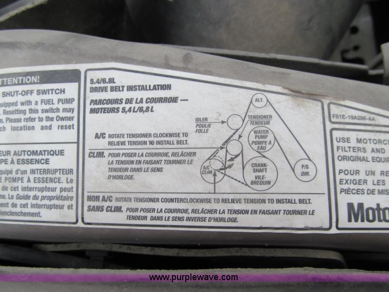 image for item D7170 2002 Ford F250 Super Duty XL pickup truck