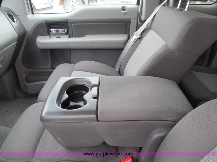 image for item D7171 2006 Ford F150 XLT SuperCab pickup truck