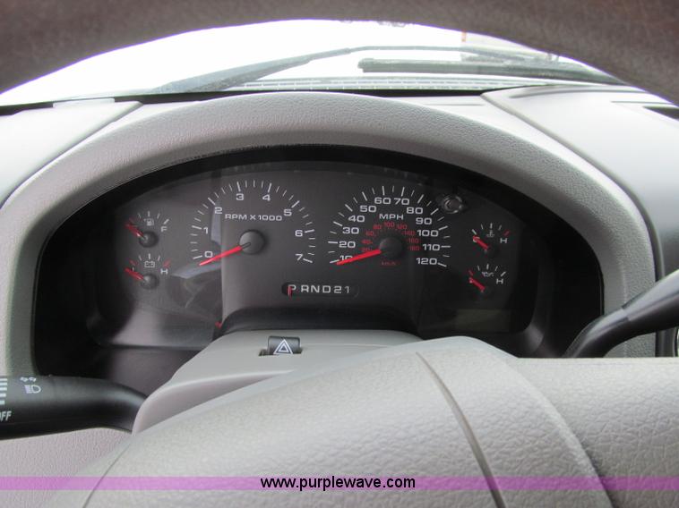 image for item D7171 2006 Ford F150 XLT SuperCab pickup truck