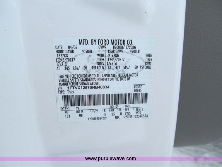 image for item D7171 2006 Ford F150 XLT SuperCab pickup truck