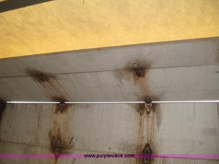 image for item E3125 1999 Morgan cargo truck box