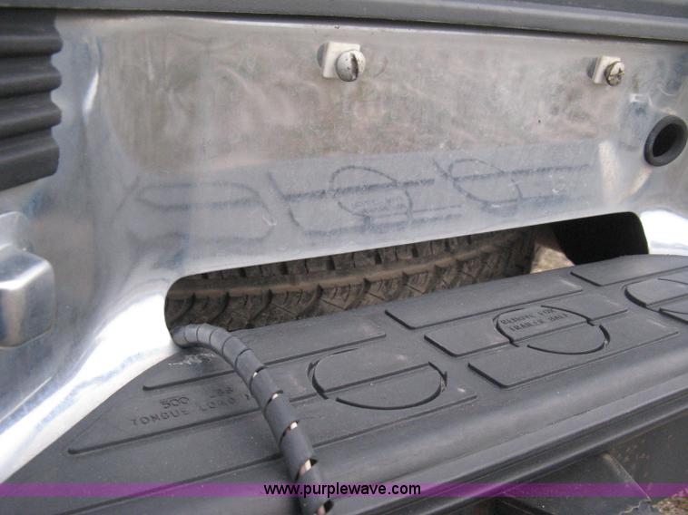 image for item E3126 1998 Chevrolet Silverado 1500 Extended Cab pickup truck