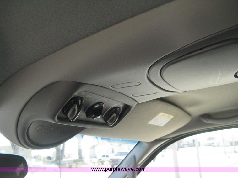 image for item E3135 2001 Ford Excursion XLT SUV