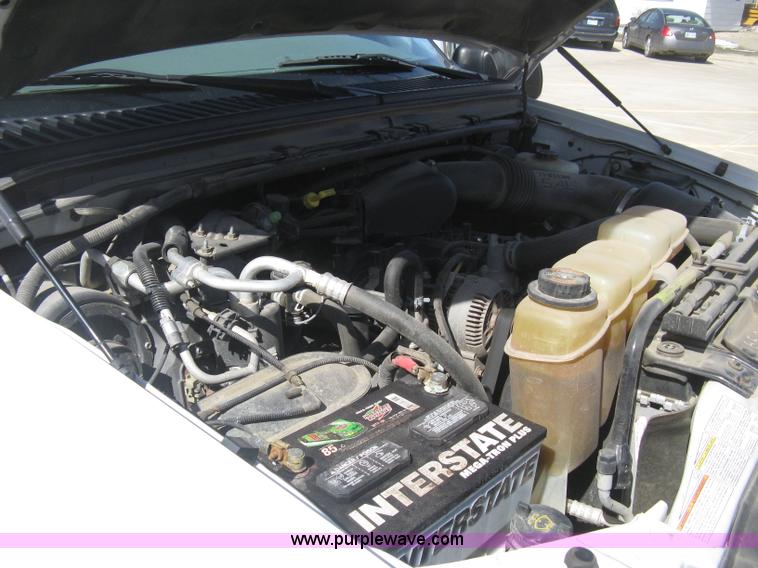 image for item E3135 2001 Ford Excursion XLT SUV