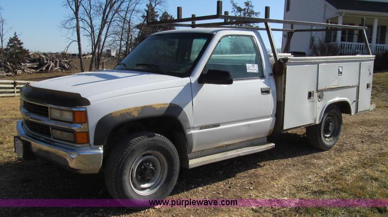 image for item E3690 1996 Chevrolet Cheyenne 2500 service truck