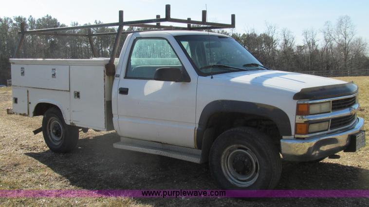 image for item E3690 1996 Chevrolet Cheyenne 2500 service truck