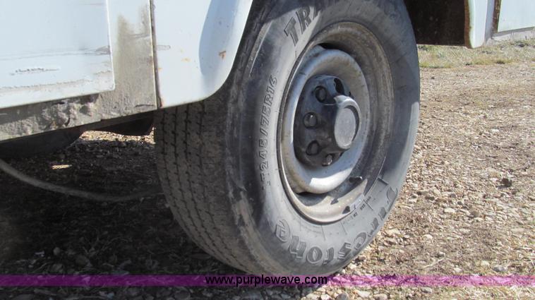 image for item E3690 1996 Chevrolet Cheyenne 2500 service truck