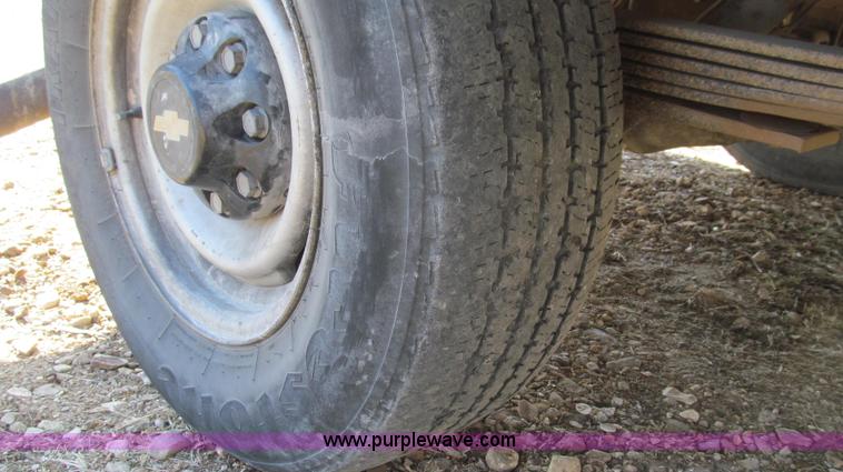 image for item E3690 1996 Chevrolet Cheyenne 2500 service truck