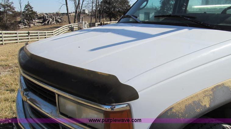 image for item E3690 1996 Chevrolet Cheyenne 2500 service truck