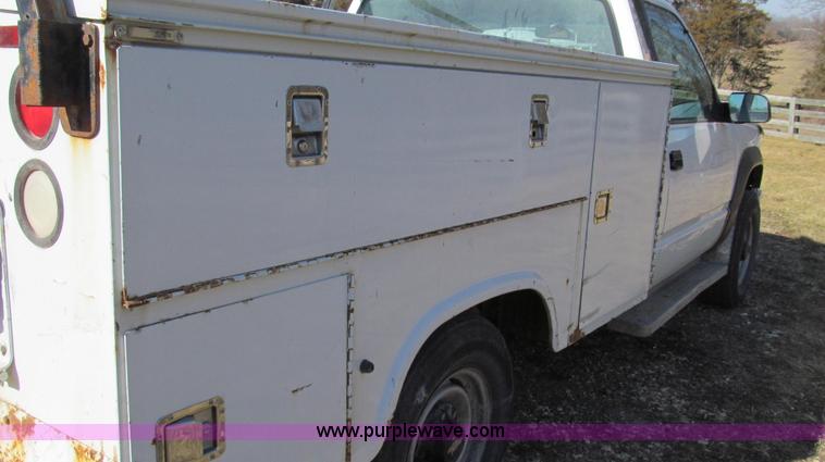 image for item E3690 1996 Chevrolet Cheyenne 2500 service truck