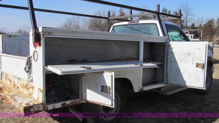 image for item E3690 1996 Chevrolet Cheyenne 2500 service truck