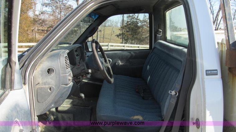 image for item E3690 1996 Chevrolet Cheyenne 2500 service truck