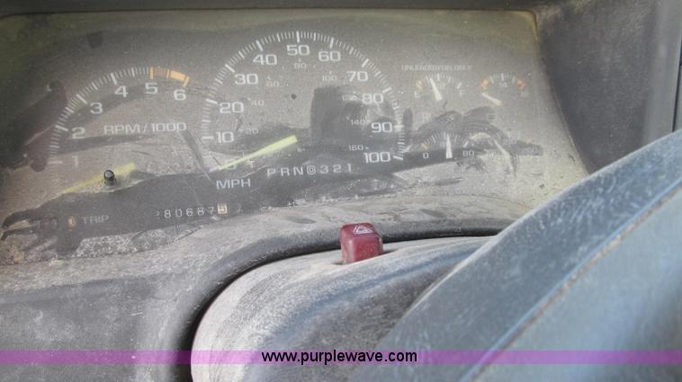 image for item E3690 1996 Chevrolet Cheyenne 2500 service truck