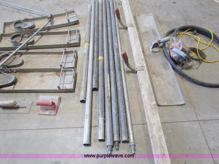 image for item E8458 Assorted concrete tools