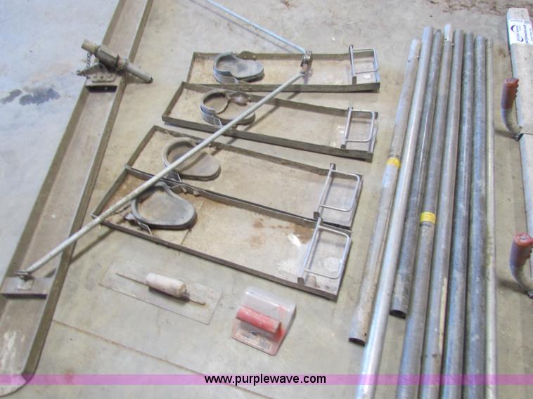 image for item E8458 Assorted concrete tools