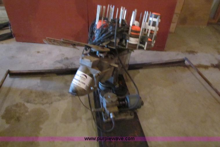 image for item E8460 Western trap thrower