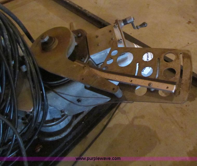 image for item E8460 Western trap thrower