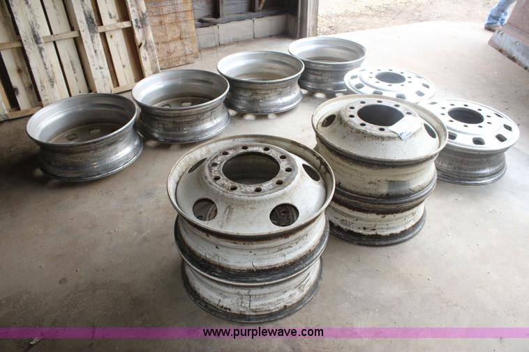 image for item E8472 (10) semi wheels