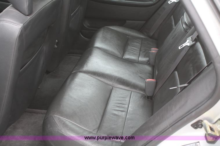 image for item F2964 2002 Volvo S40