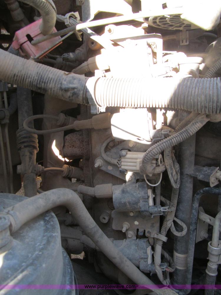 image for item F3167 2005 Chevrolet Silverado 1500 pickup truck