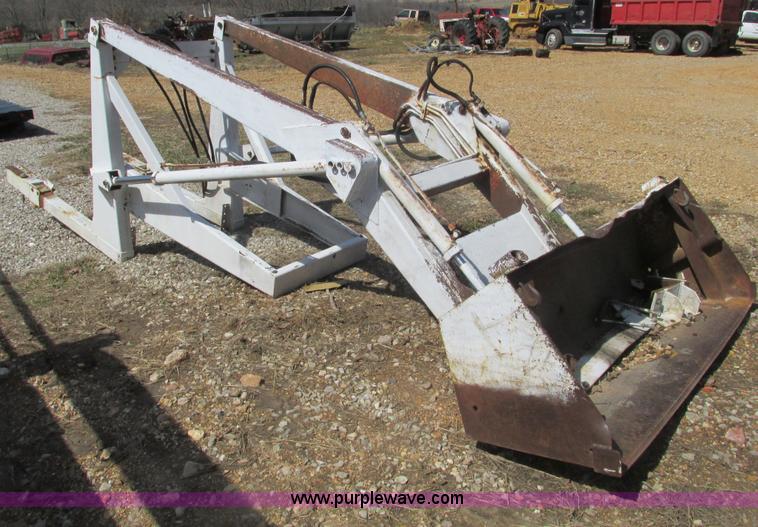 image for item F4430 International 806 loader