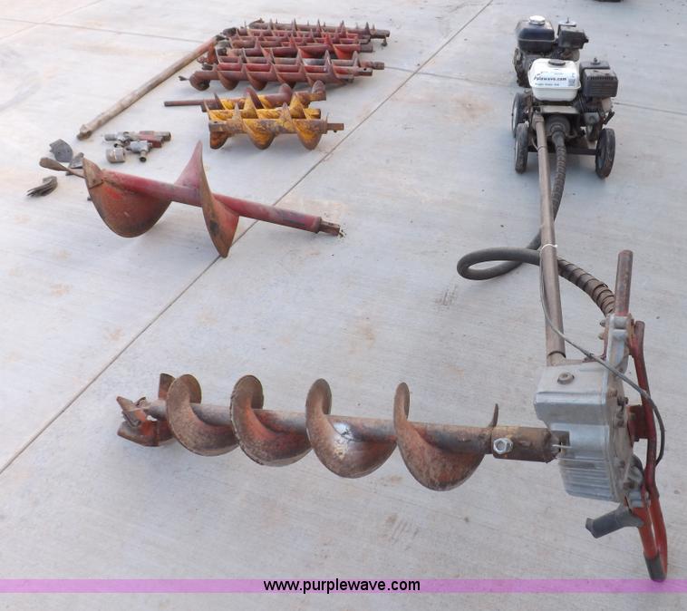 image for item F6447 Litttle Beaver power auger