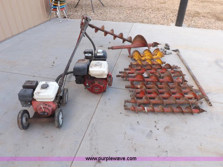 image for item F6447 Litttle Beaver power auger