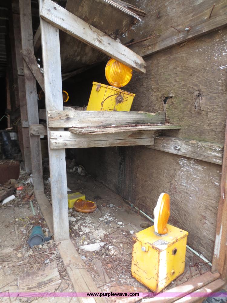 image for item F6625 1960 Brown XXXVRA36 35' storage trailer