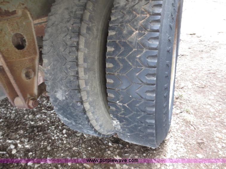 image for item F6626 1965 Highway 40' storage trailer