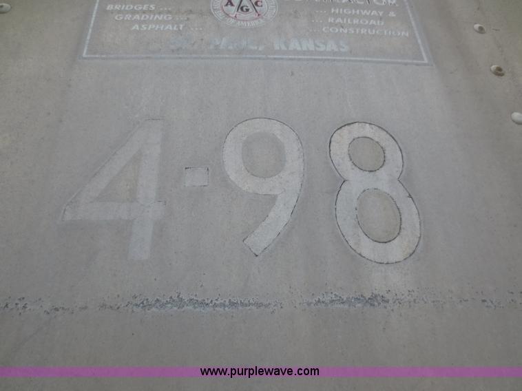 image for item F6626 1965 Highway 40' storage trailer