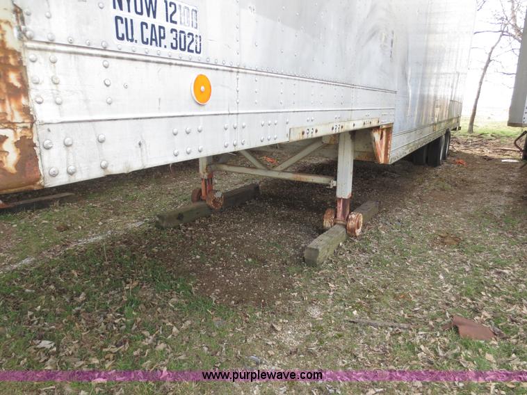 image for item F6628 1972 Fruehauf 40' storage trailer