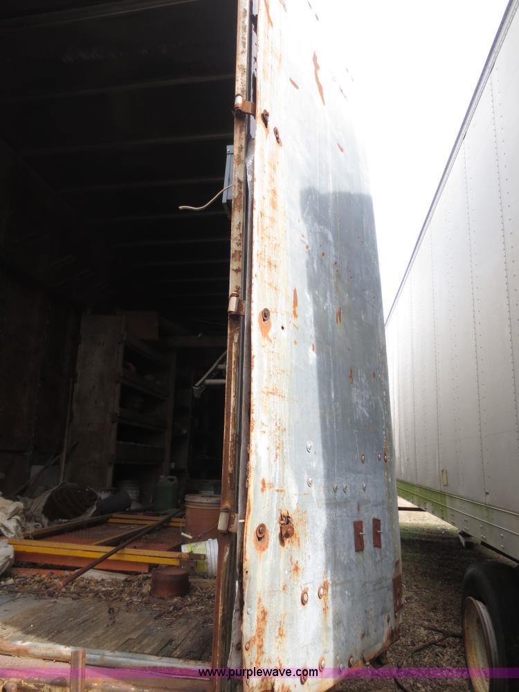 image for item F6628 1972 Fruehauf 40' storage trailer