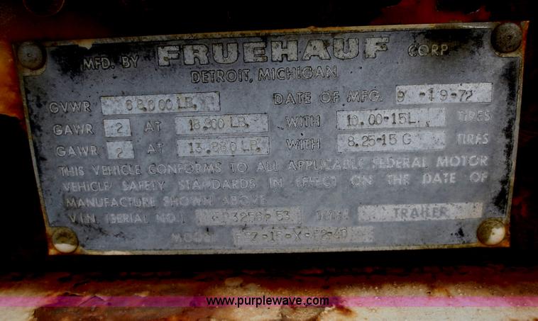 image for item F6628 1972 Fruehauf 40' storage trailer