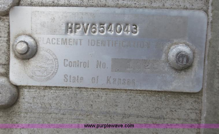 image for item F6629 1978 Fruehauf 43' storage trailer