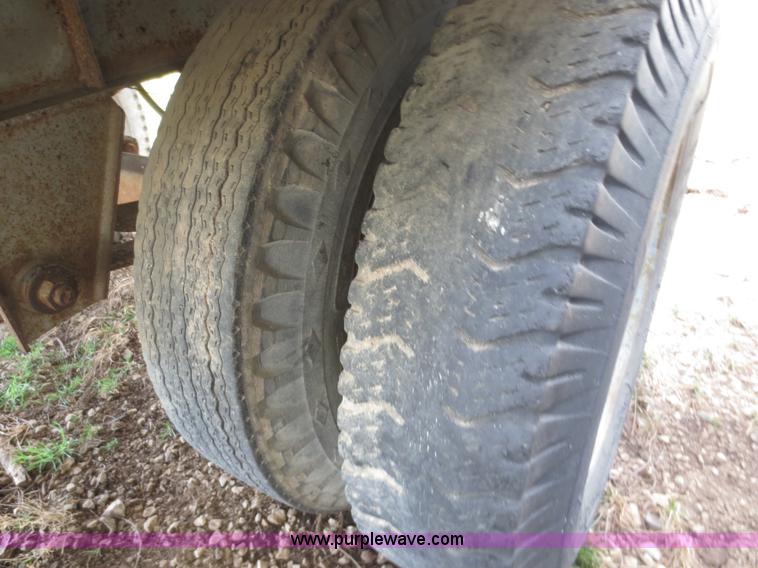 image for item F6631 1969 Fruehauf 27' storage trailer