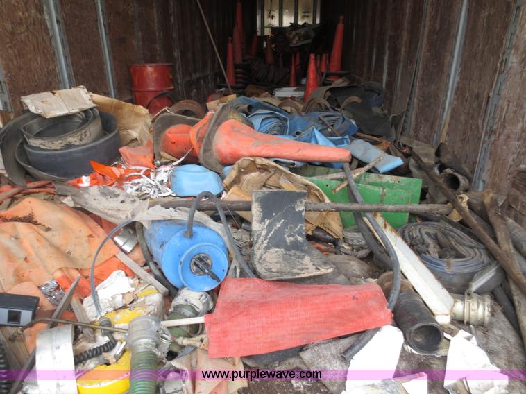 image for item F6636 1979 Trailmobile 44' storage trailer