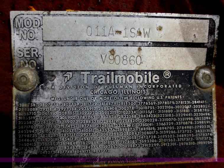 image for item F6636 1979 Trailmobile 44' storage trailer