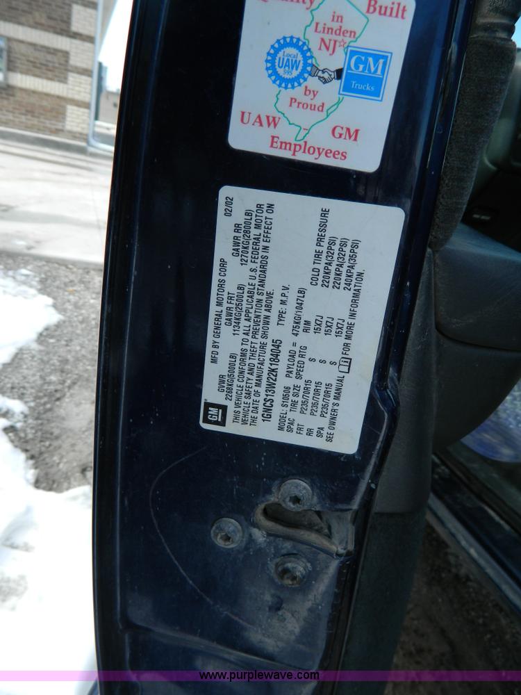 image for item G7781 2002 Chevrolet Blazer LS SUV