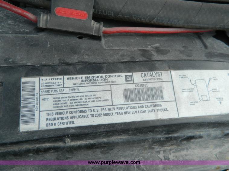 image for item G7781 2002 Chevrolet Blazer LS SUV