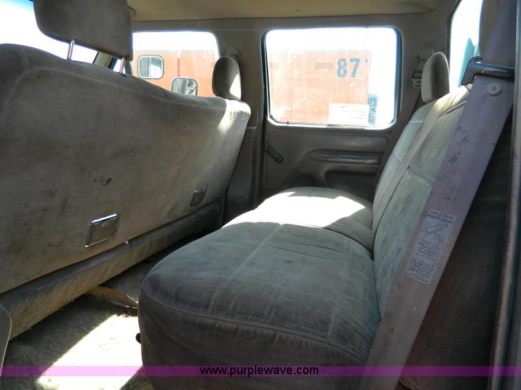 image for item G7786 1995 Ford F350 XL Crew Cab flatbed pickup truck