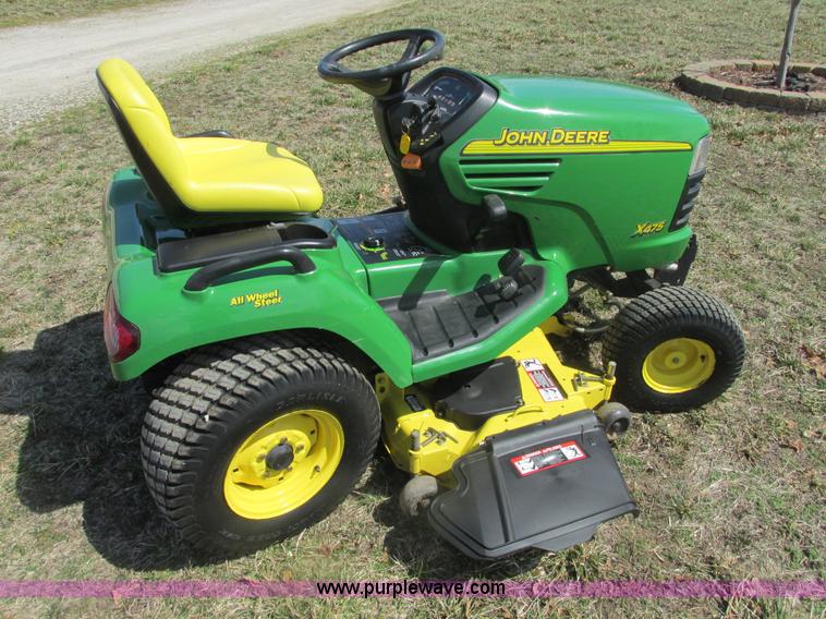 image for item X9797 John Deere X475 lawn mower