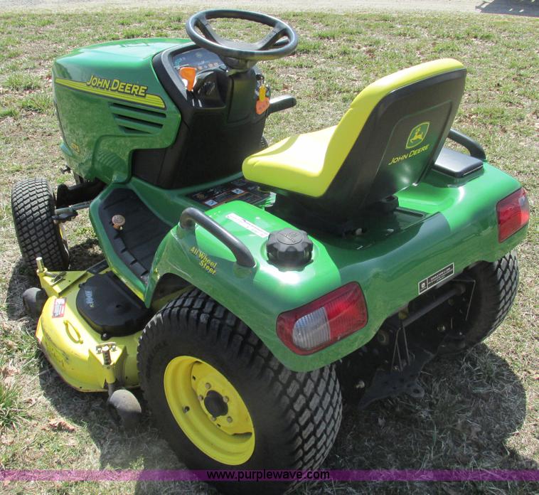 image for item X9797 John Deere X475 lawn mower