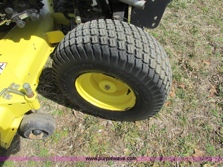 image for item X9797 John Deere X475 lawn mower
