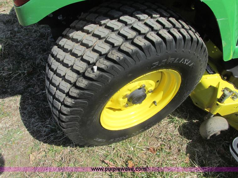 image for item X9797 John Deere X475 lawn mower
