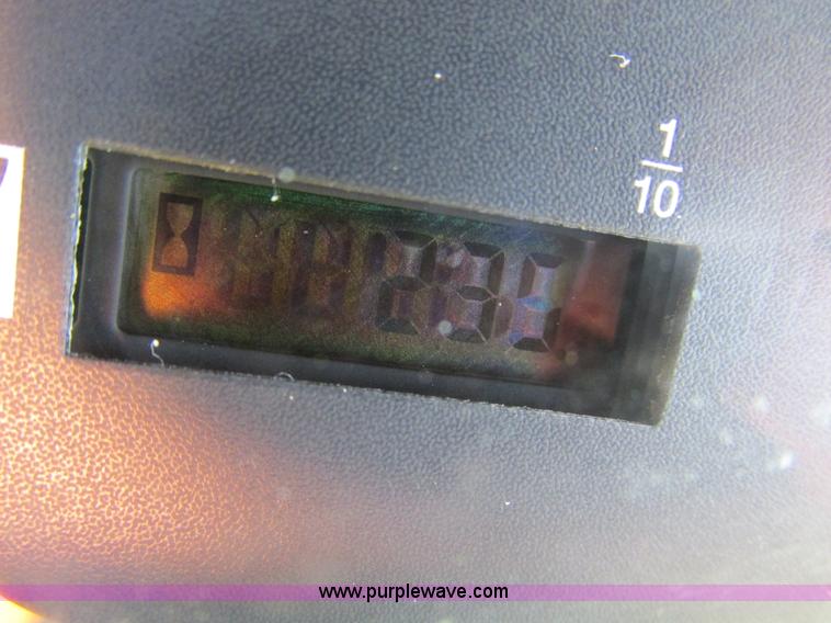 image for item X9797 John Deere X475 lawn mower