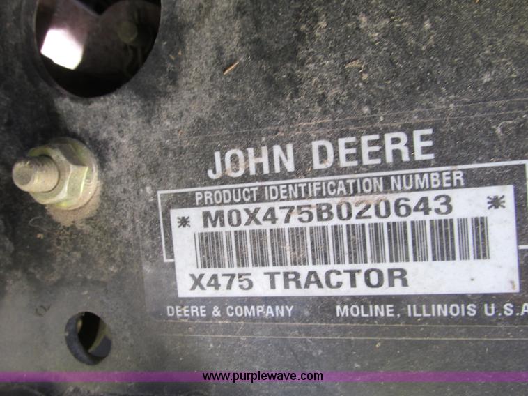 image for item X9797 John Deere X475 lawn mower