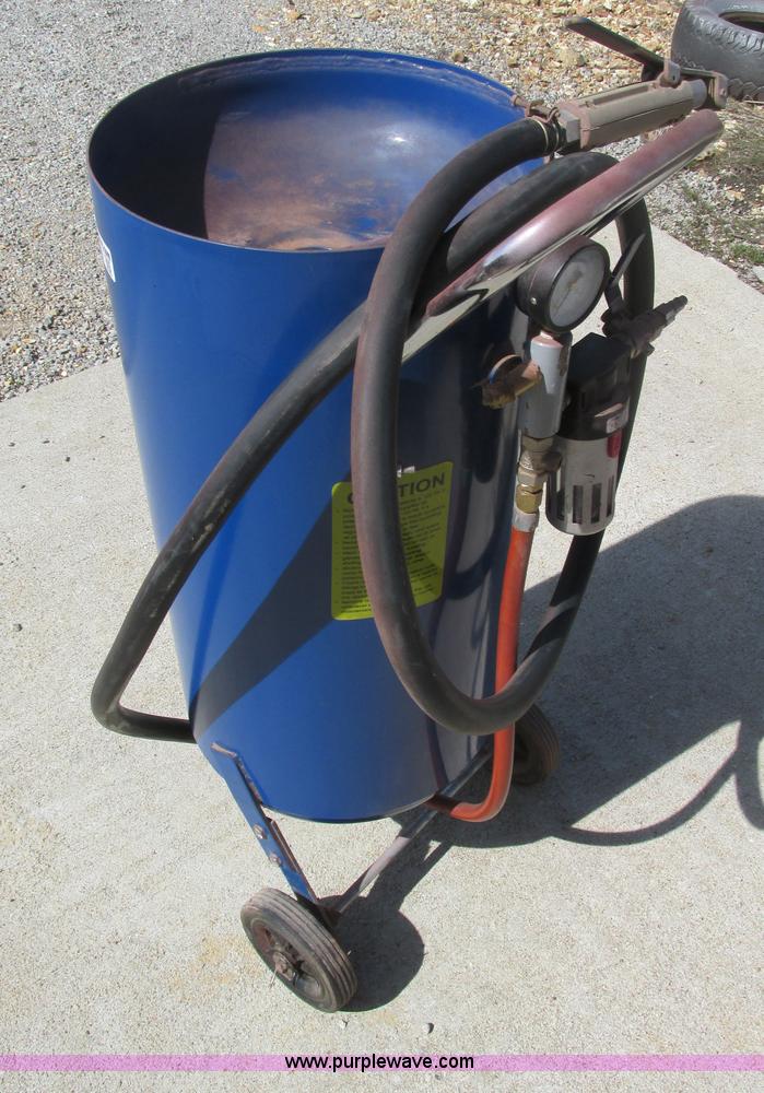 image for item X9887 Bod Boy 100 lbs sand blaster