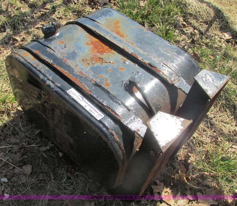 image for item X9911 Fuel tank